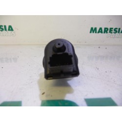 Renault - Clio - Mirror switch