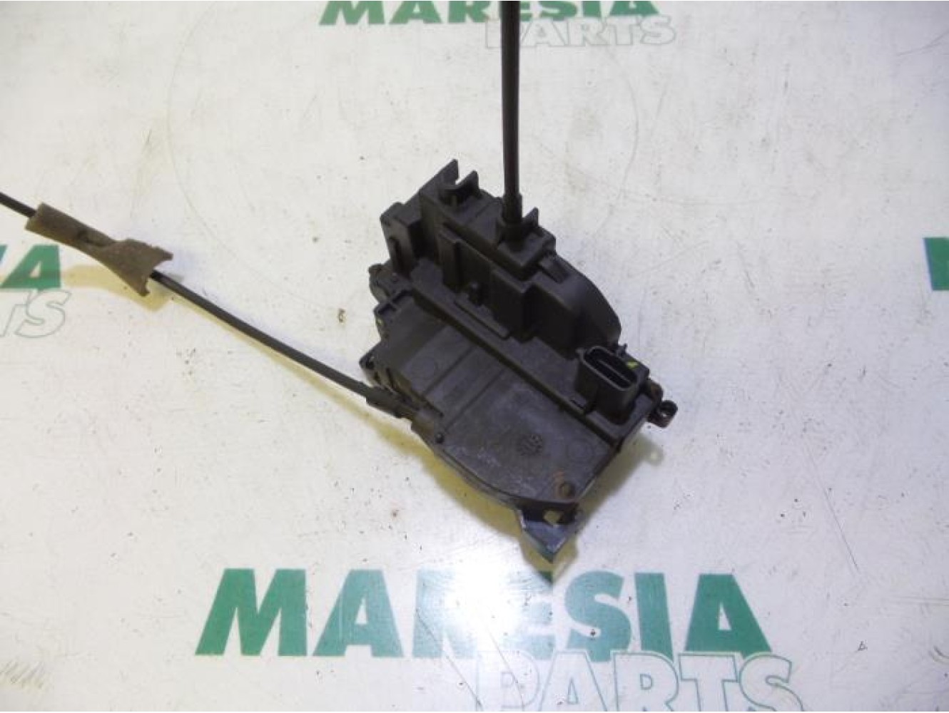 Renault - Clio - Front door lock mechanism 4-door, right
