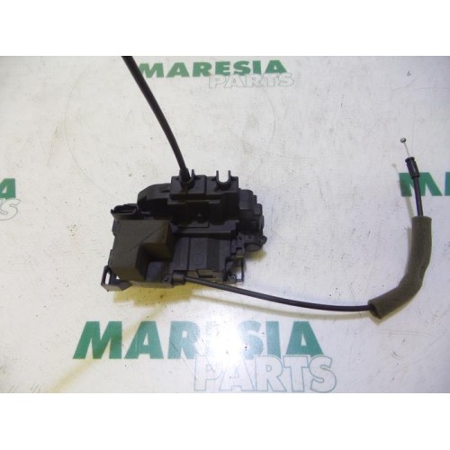 Renault - Clio - Rear door lock mechanism 4-door, left