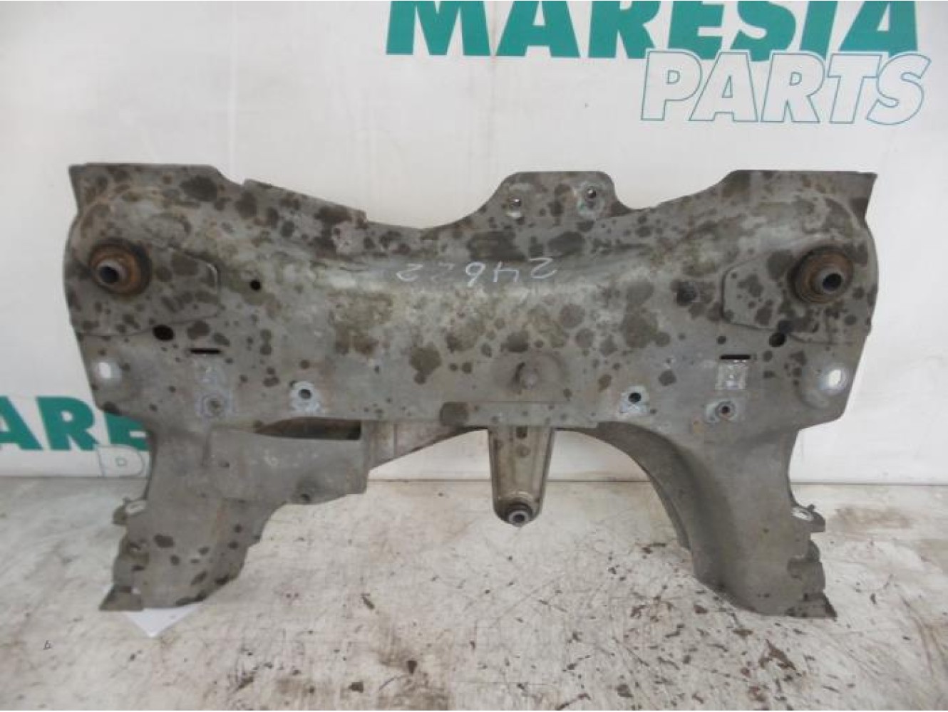 Renault - Clio - Subframe
