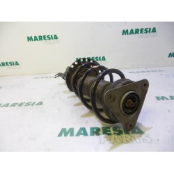 Renault - Clio - Front shock absorber rod, right