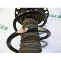 Renault - Clio - Front shock absorber rod, right
