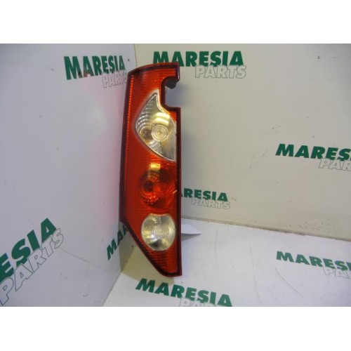 Renault - Kangoo - Achterlicht links