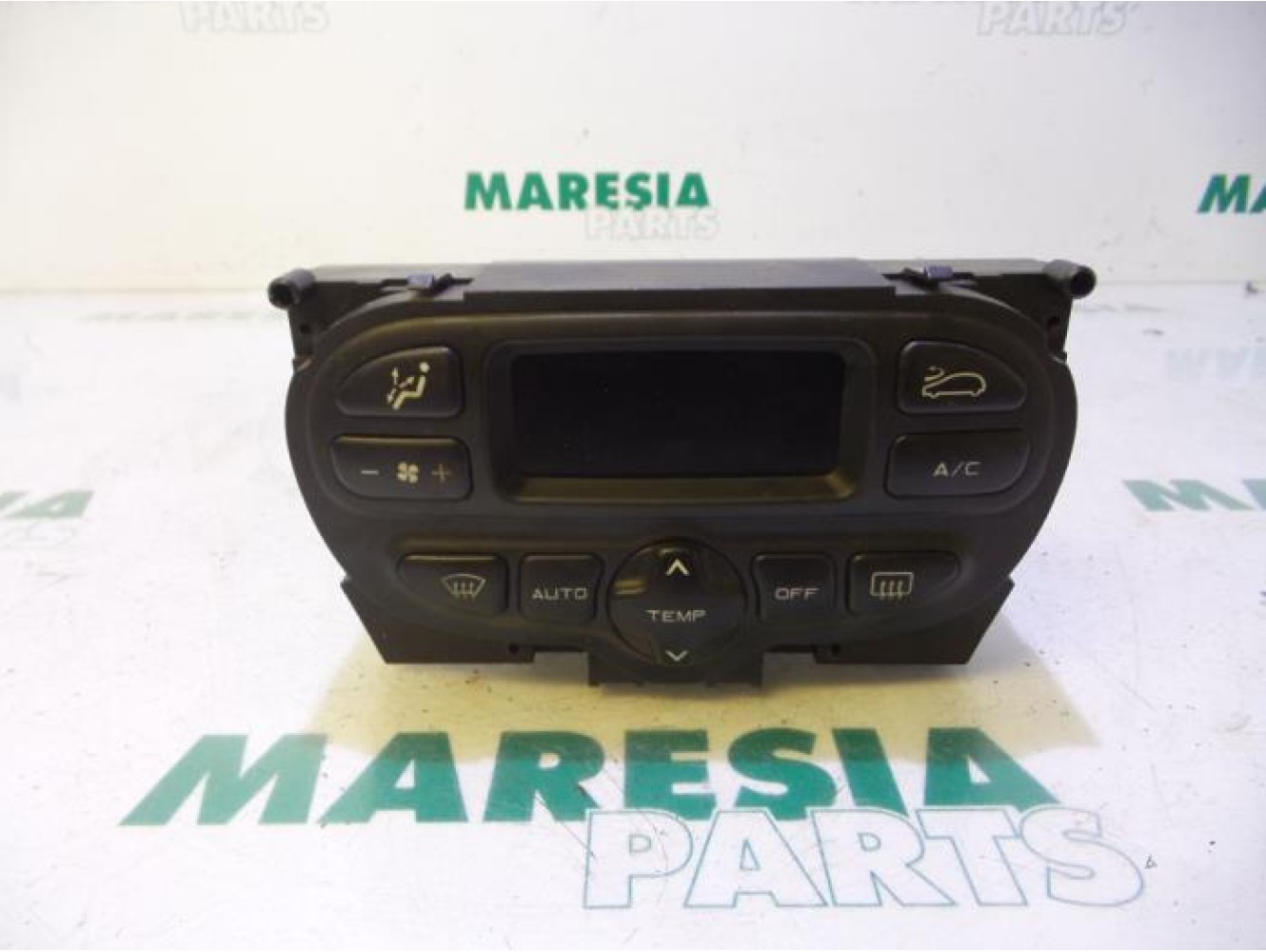 Peugeot - 206 - Heater control panel