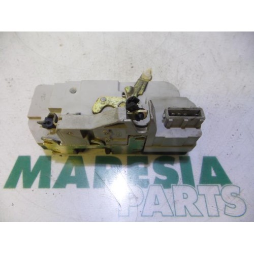 Peugeot - 206 - Rear door mechanism 4-door, right