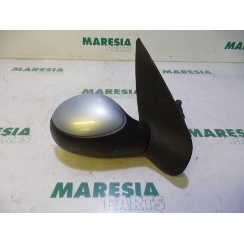 Peugeot - 206 - Wing mirror, right