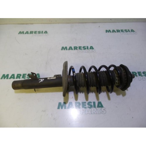 Peugeot - 207 - Front shock absorber rod, right