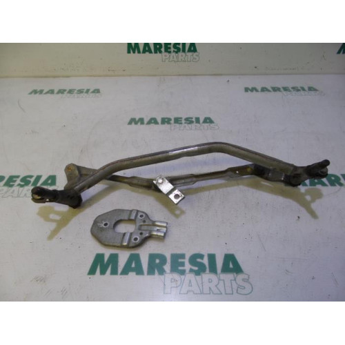 Peugeot - 207 - Wiper mechanism
