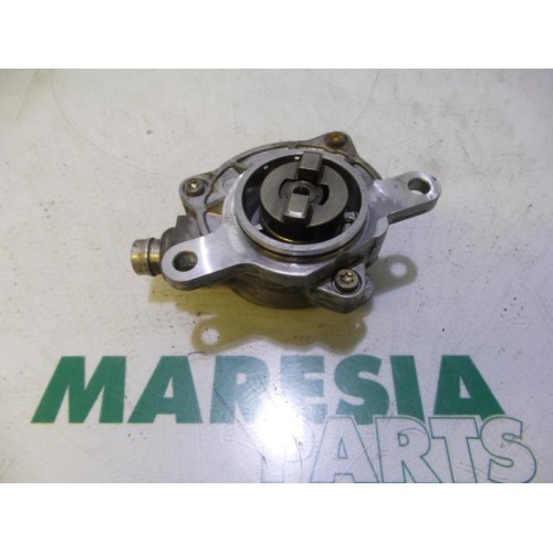 Renault - Master - Vacuum pump (diesel)