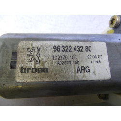 Peugeot - 607 - Rear door window mechanism 4-door, right