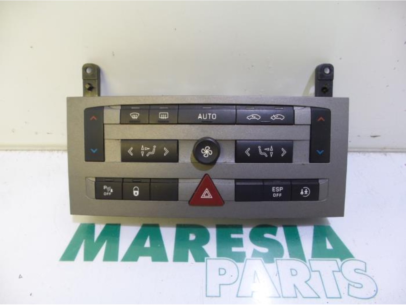 Peugeot - 407 - Panneau de commandes chauffage