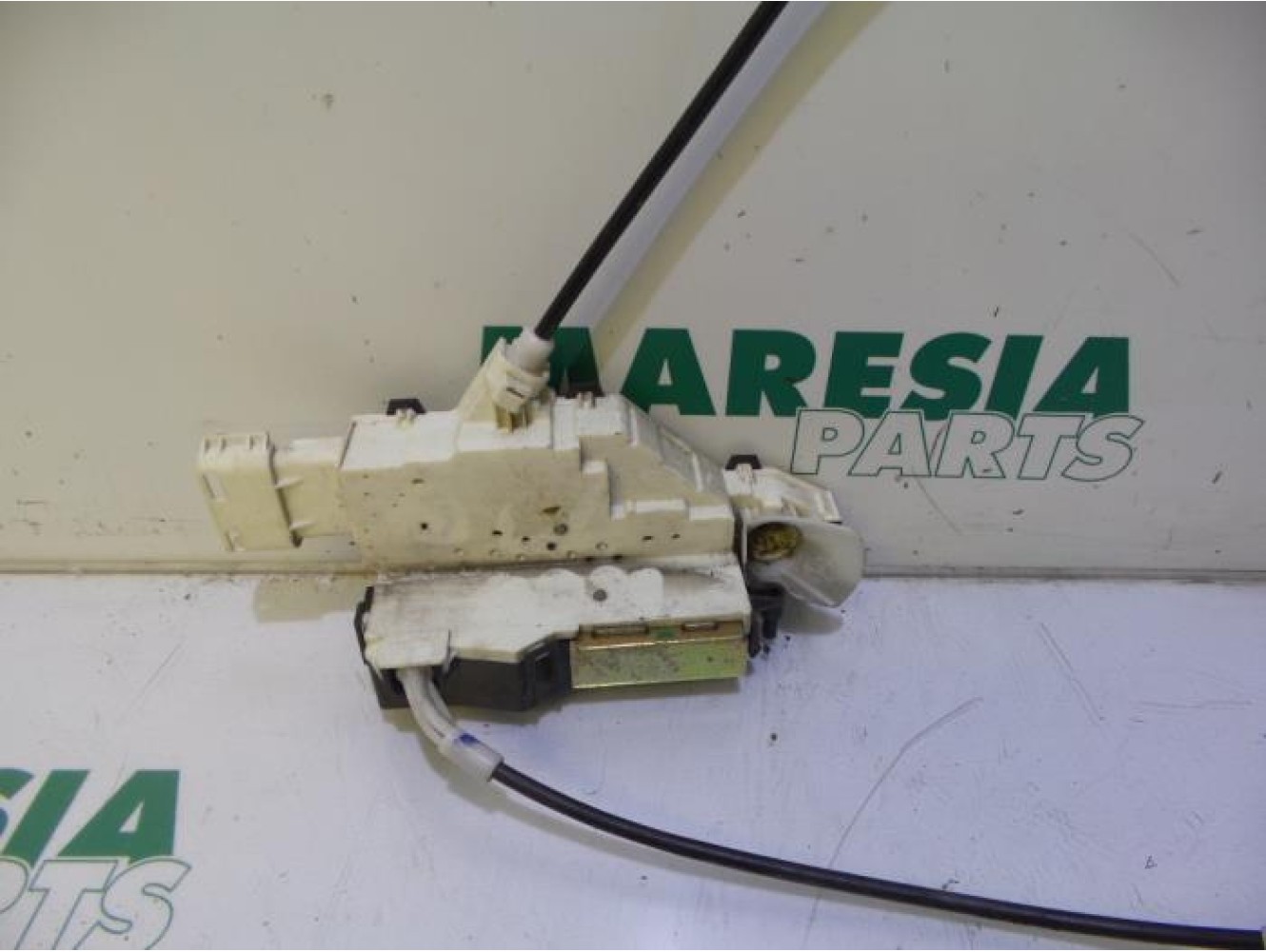 Peugeot - 407 - Door lock mechanism 4-door, front left