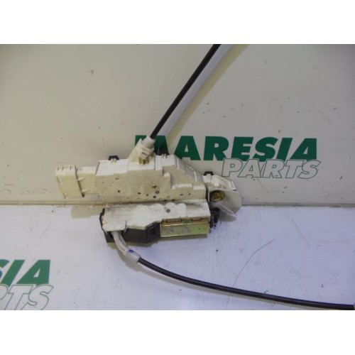 Peugeot - 407 - Door lock mechanism 4-door, front left