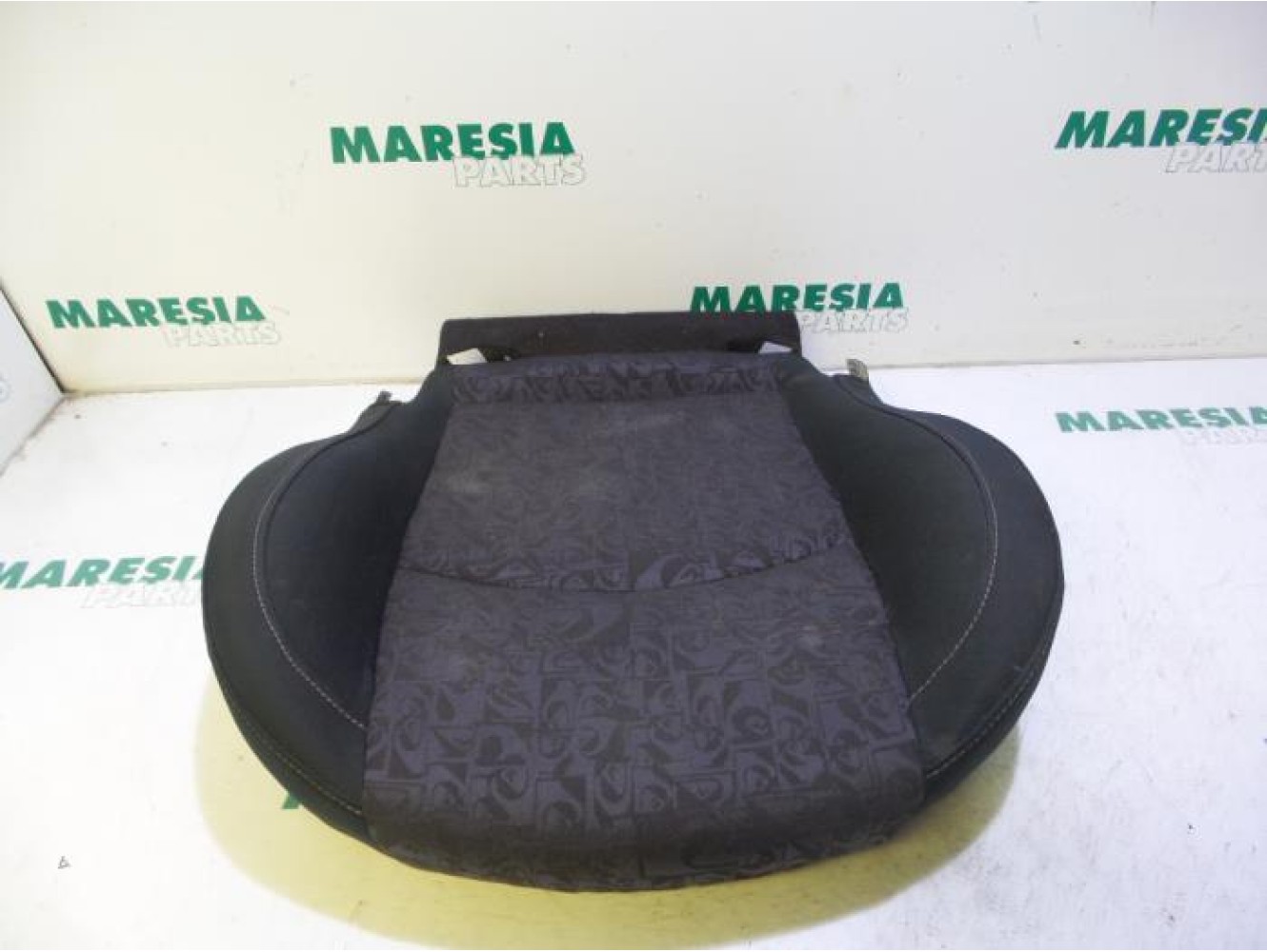 Peugeot - 206 - Seat upholstery, right