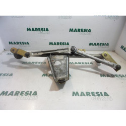 Peugeot - 206 - Wiper mechanism