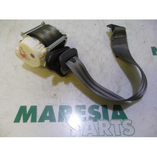 Renault - Clio - Rear seatbelt, left