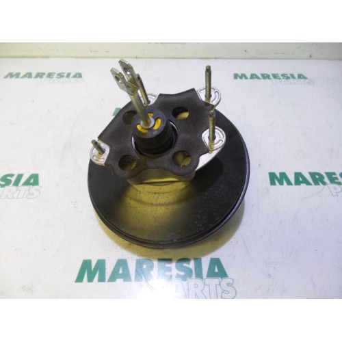 Renault - Clio - Brake servo