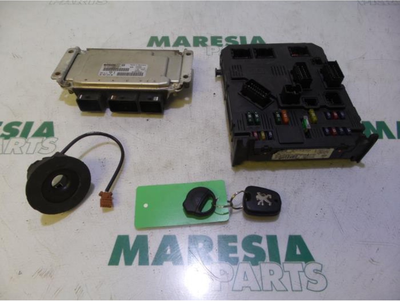 Peugeot - 206 - Engine management computer