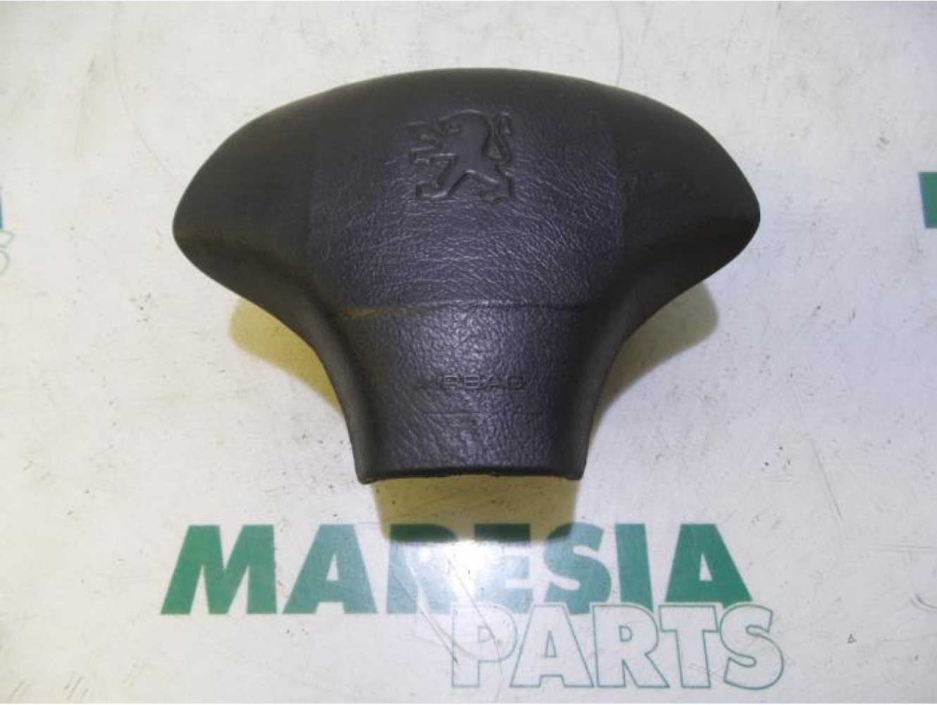 Peugeot - Partner - Left airbag (steering wheel)