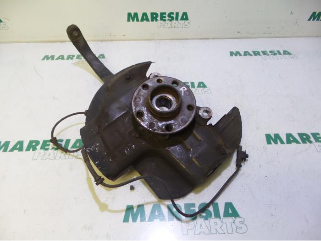 Alfa Romeo - 159 - Achsschenkel rechts vorne