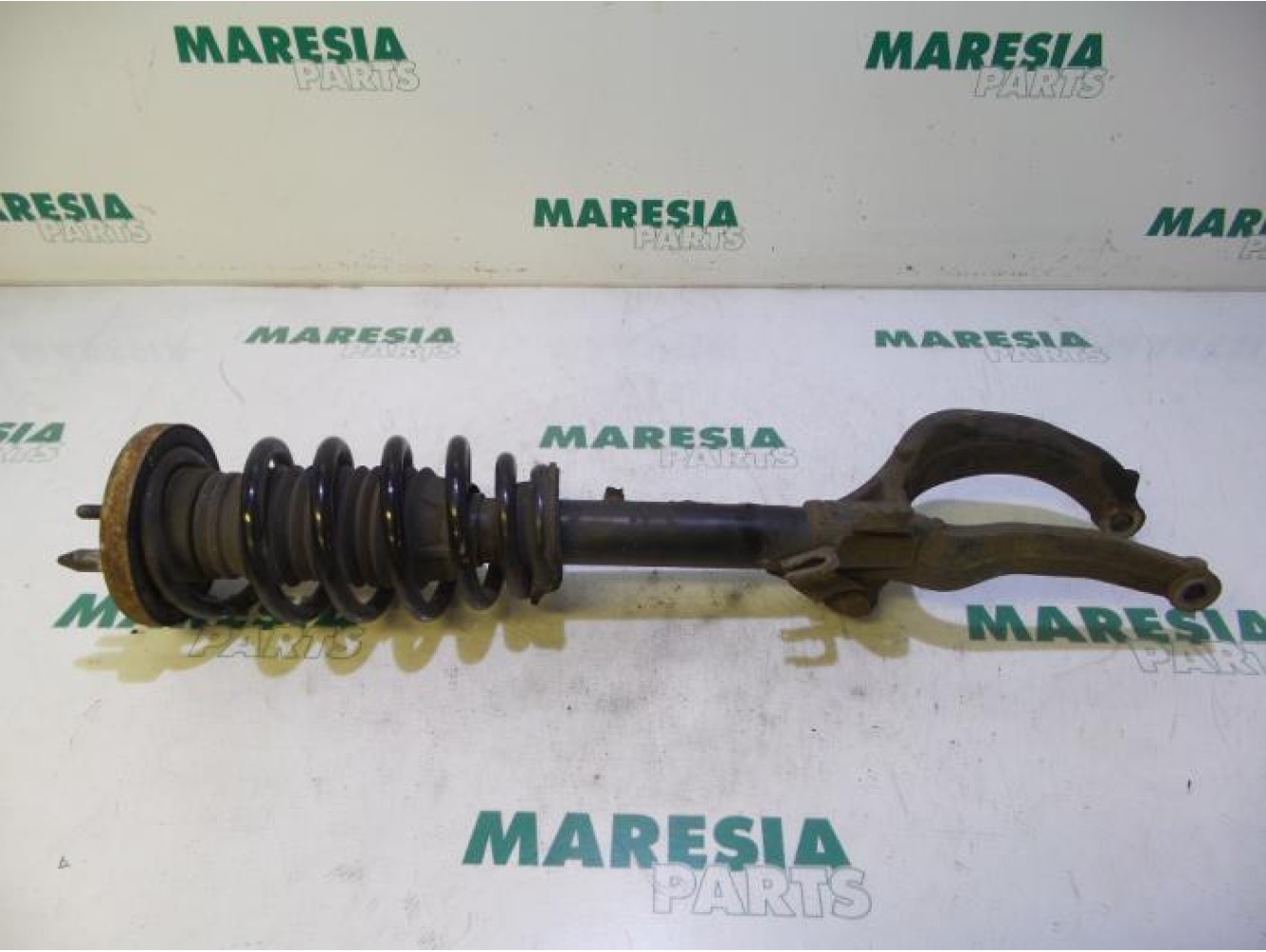 Alfa Romeo - 159 - Schokdemperpoot links-voor