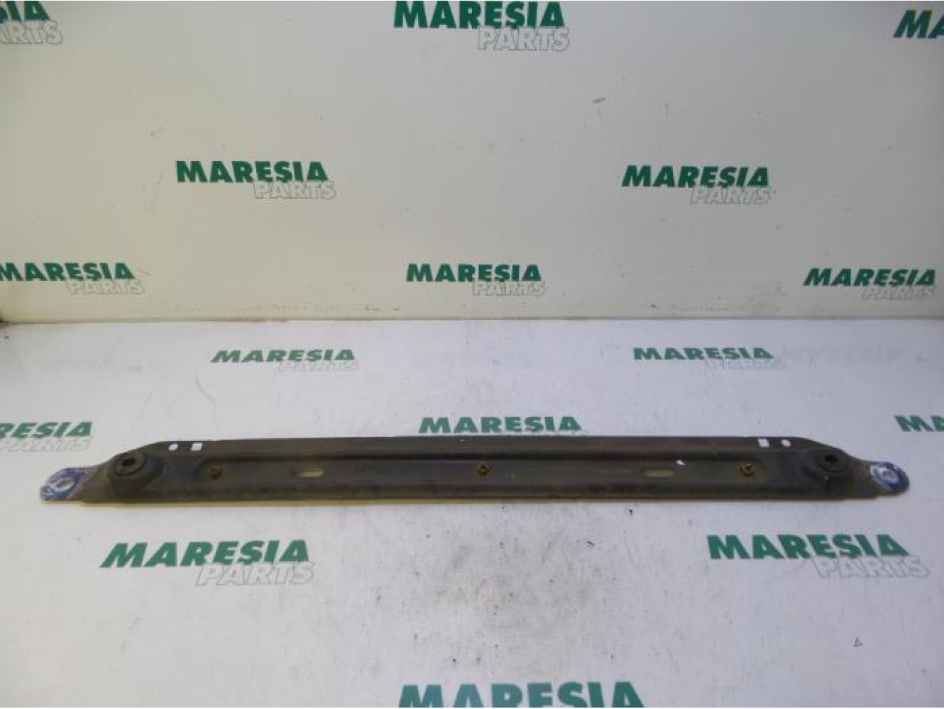 Citroen - C4 Picasso - Radiator bar
