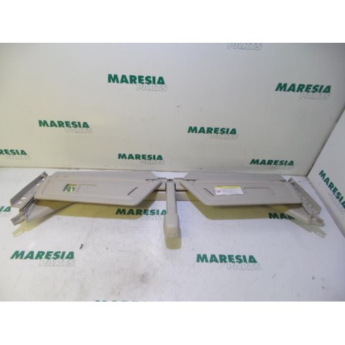 Citroen - C4 Picasso - Sun visor