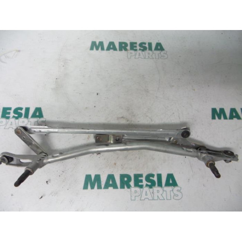 Citroen - Berlingo - Wiper mechanism