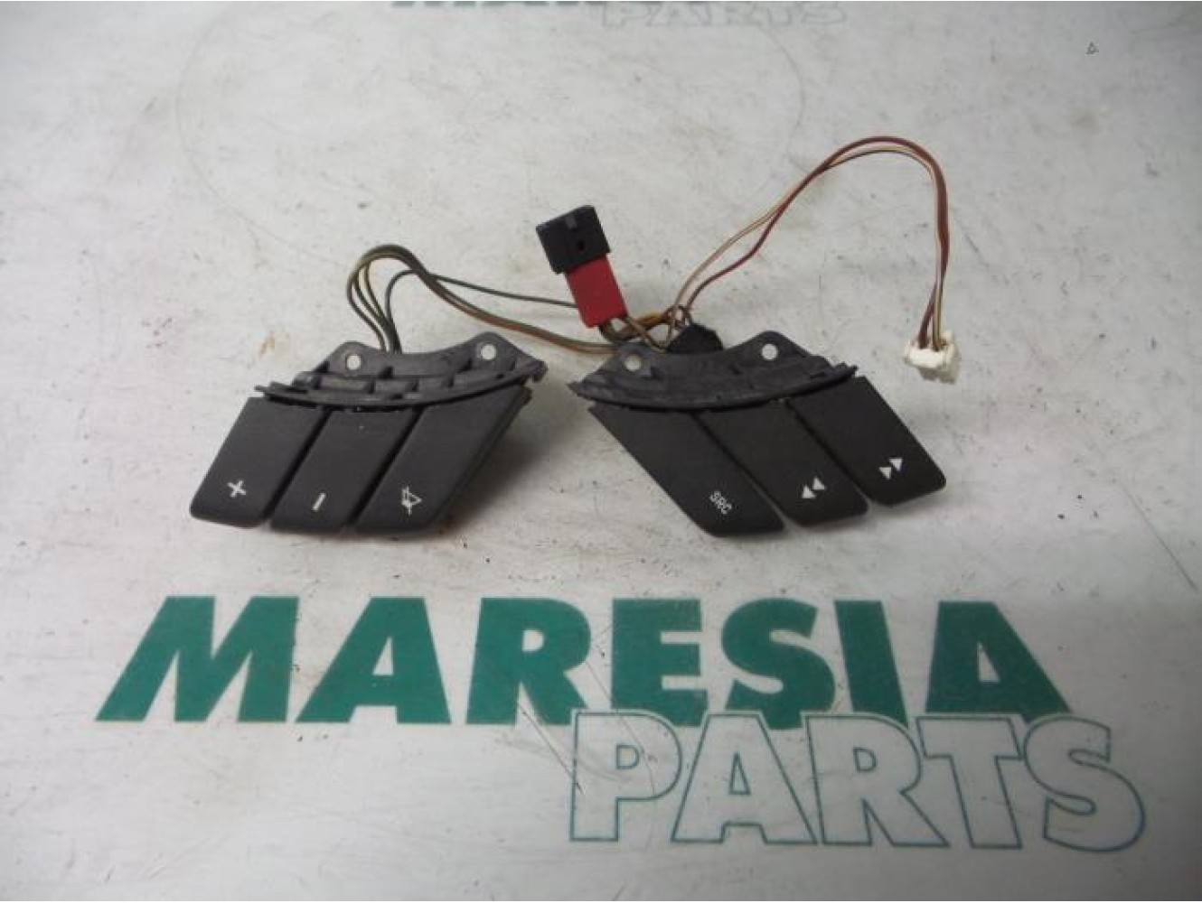 Fiat - Punto - Commande radio volant