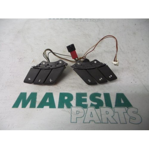 Fiat - Punto - Commande radio volant