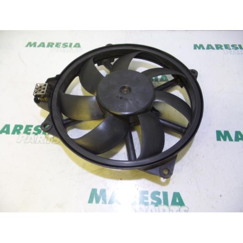 Renault - Megane - Fan motor