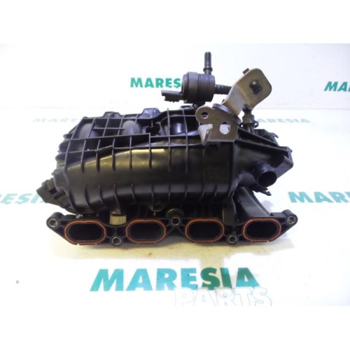 Peugeot - 207 - Intake manifold