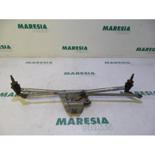 Renault - Kangoo - Wiper mechanism