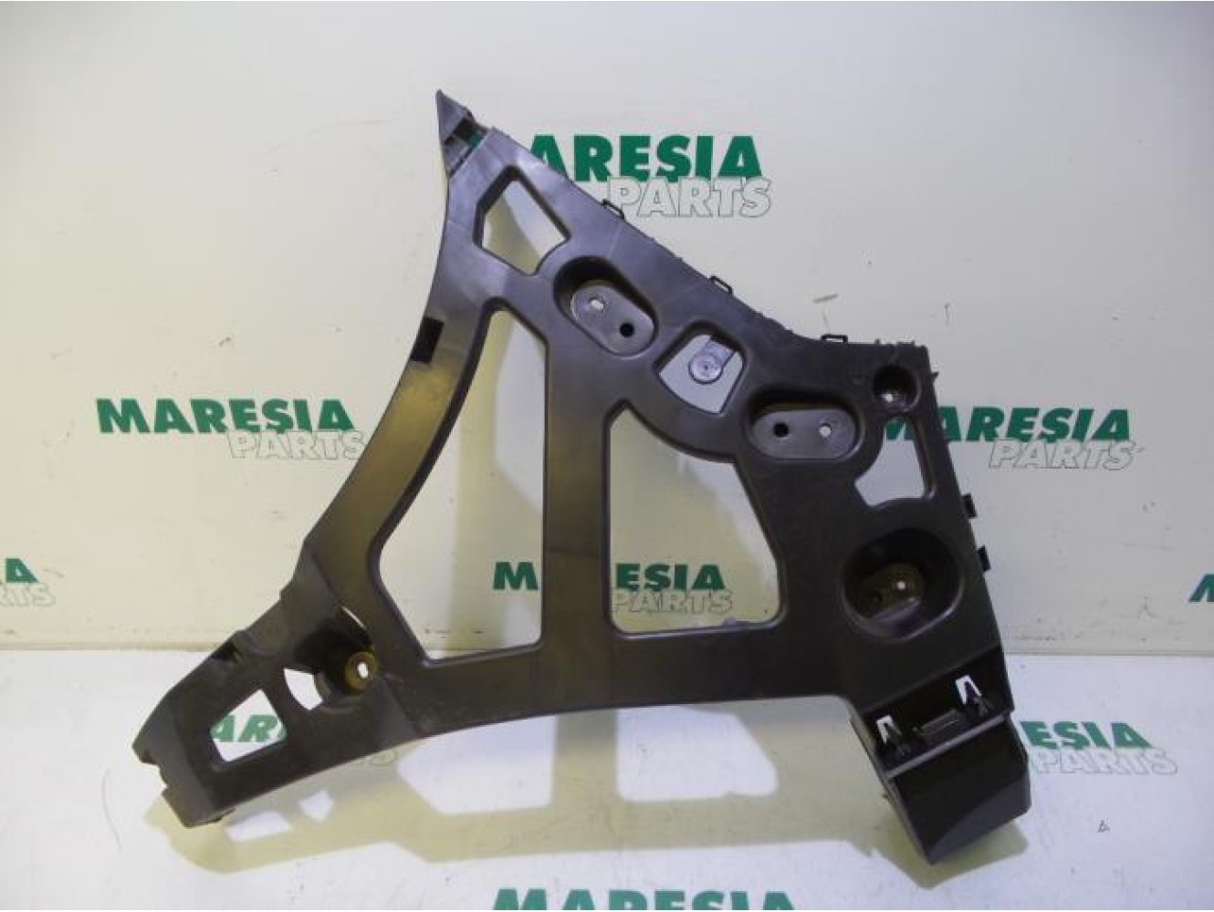 Renault - Megane - Stoßstangeträger hinten