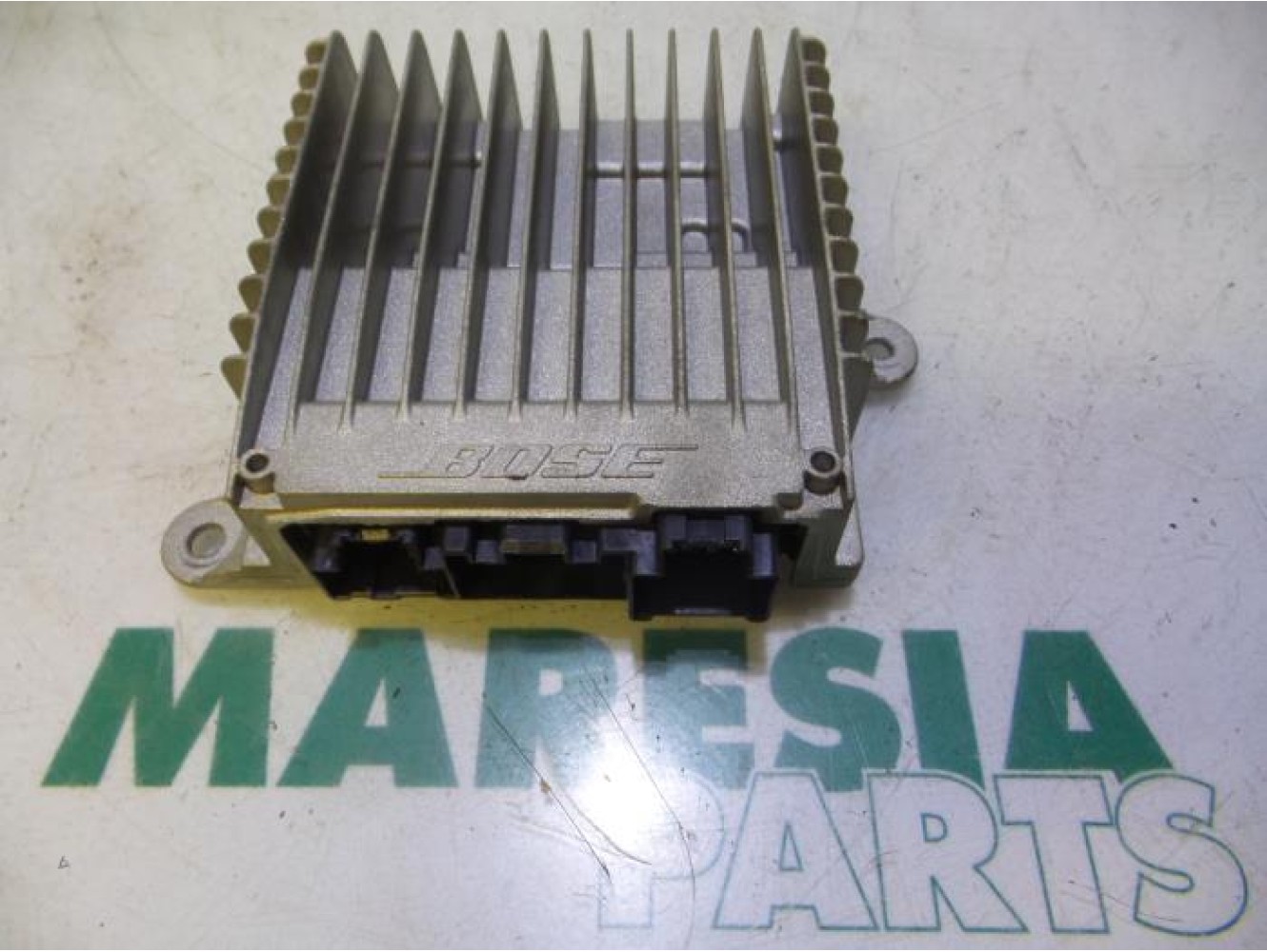 Renault - Megane - Radio amplifier