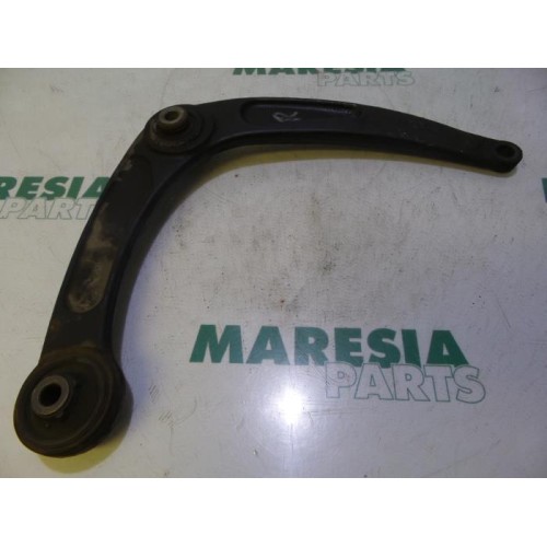 Peugeot - 307 - Front lower wishbone, right