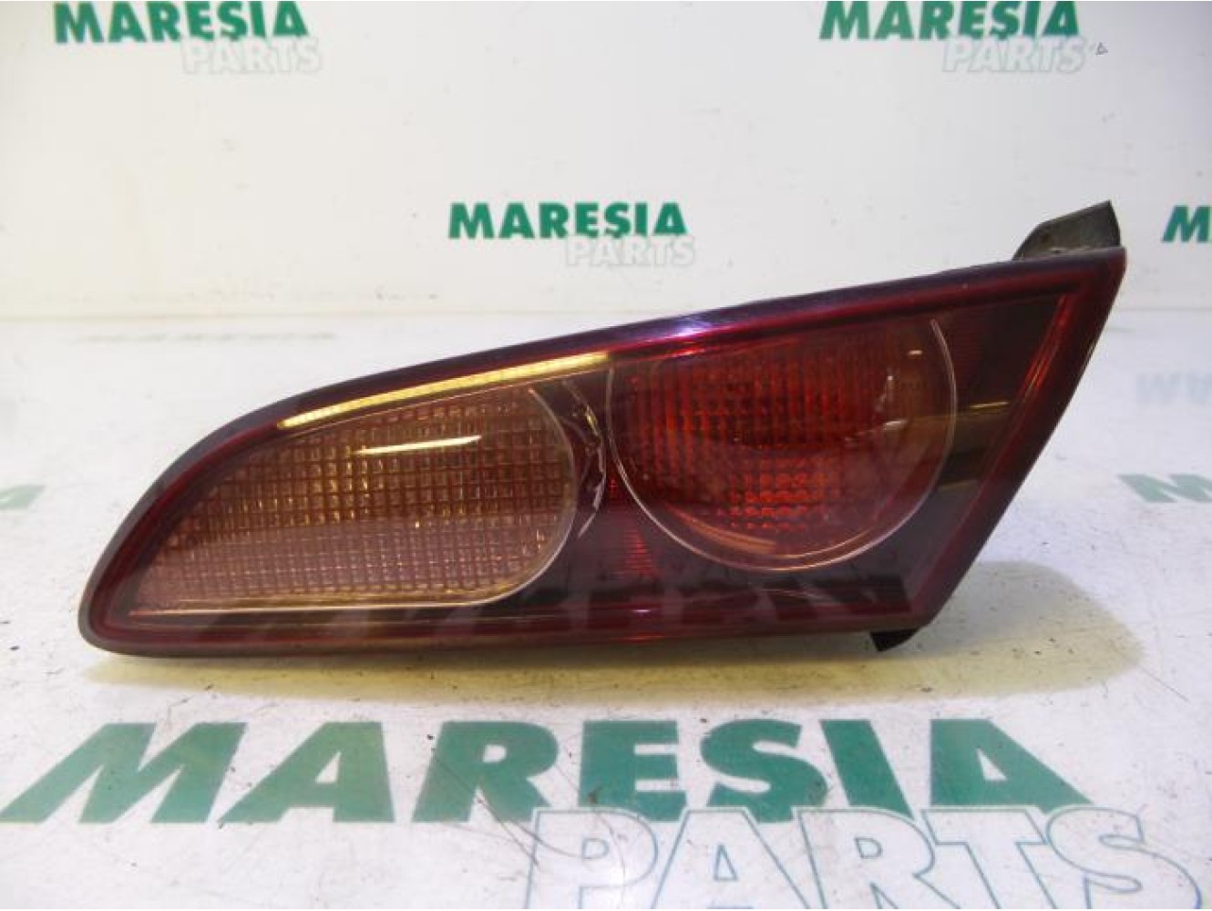 Alfa Romeo - 159 - Taillight, right