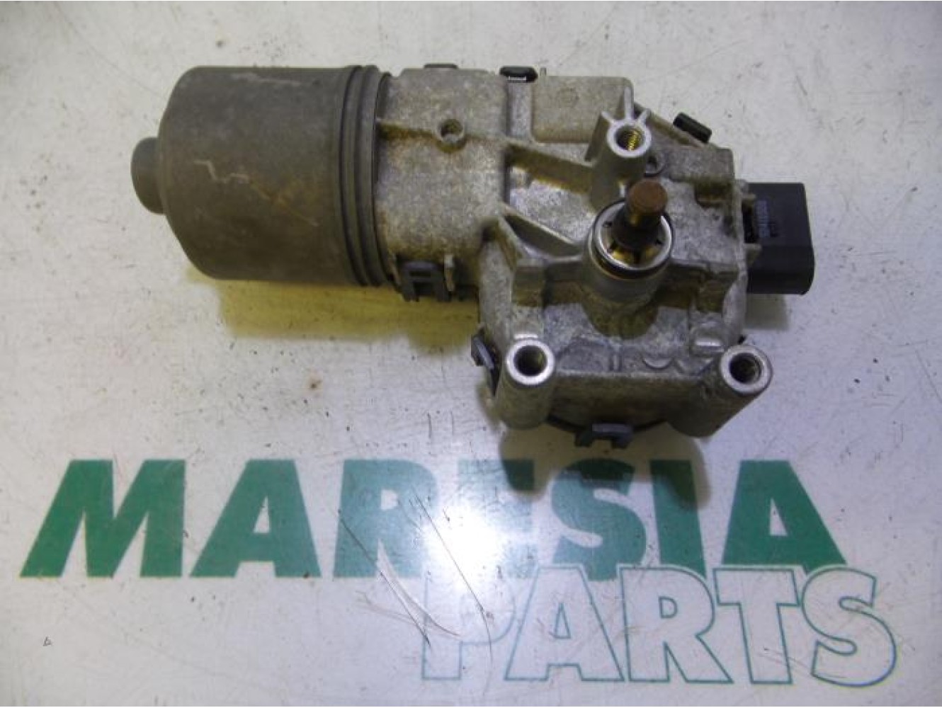 Alfa Romeo - 159 - Front wiper motor