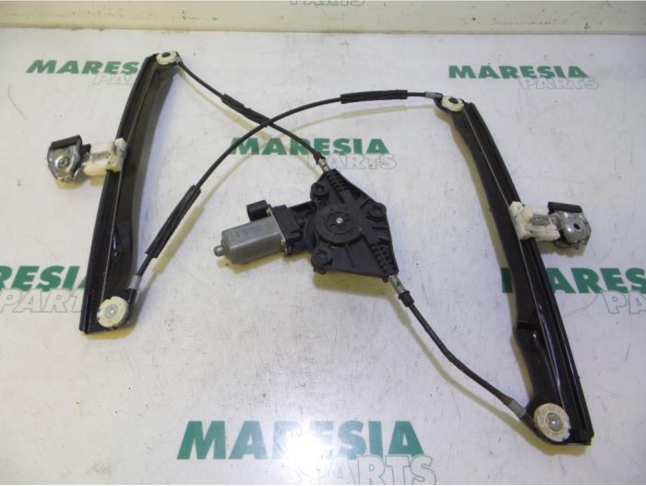 Alfa Romeo - 159 - Window mechanism 4-door, front right
