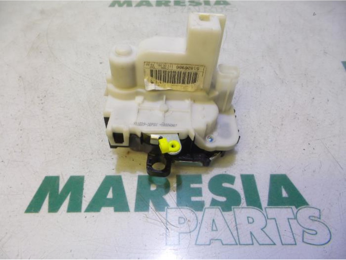 Fiat - Panda - Rear door lock mechanism 4-door, left