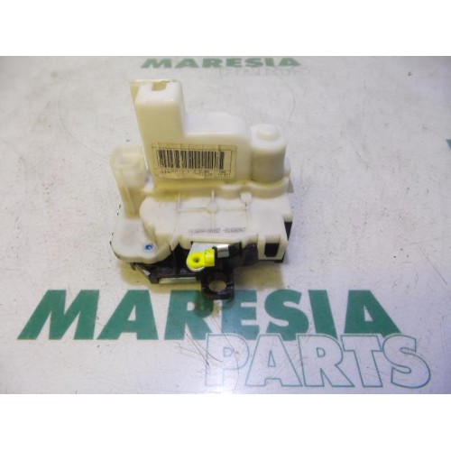 Fiat - Panda - Front door lock mechanism 4-door, right