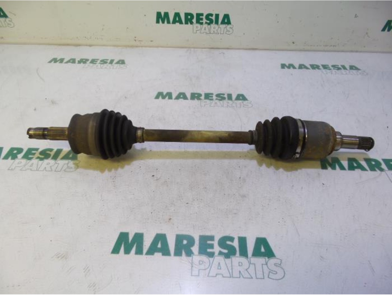 Fiat - Panda - Aandrijfas links-voor