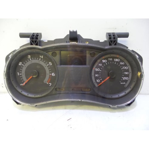 Renault - Clio - Instrument panel
