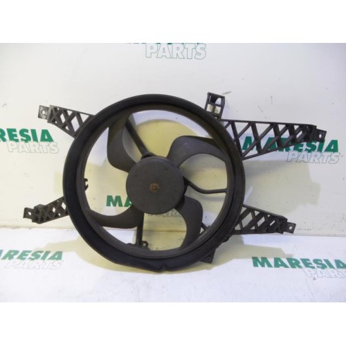 Renault - Clio - Fan motor