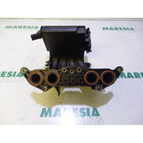 Peugeot - 206 - Intake manifold
