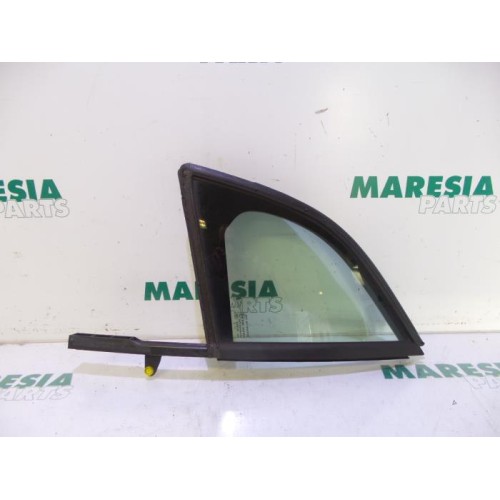 Citroen - DS3 - Quarter light, front left