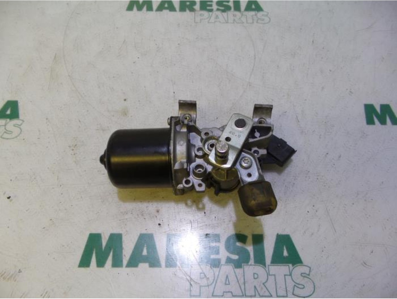 Citroen - DS3 - Front wiper motor