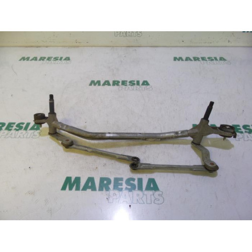 Citroen - DS3 - Wiper mechanism
