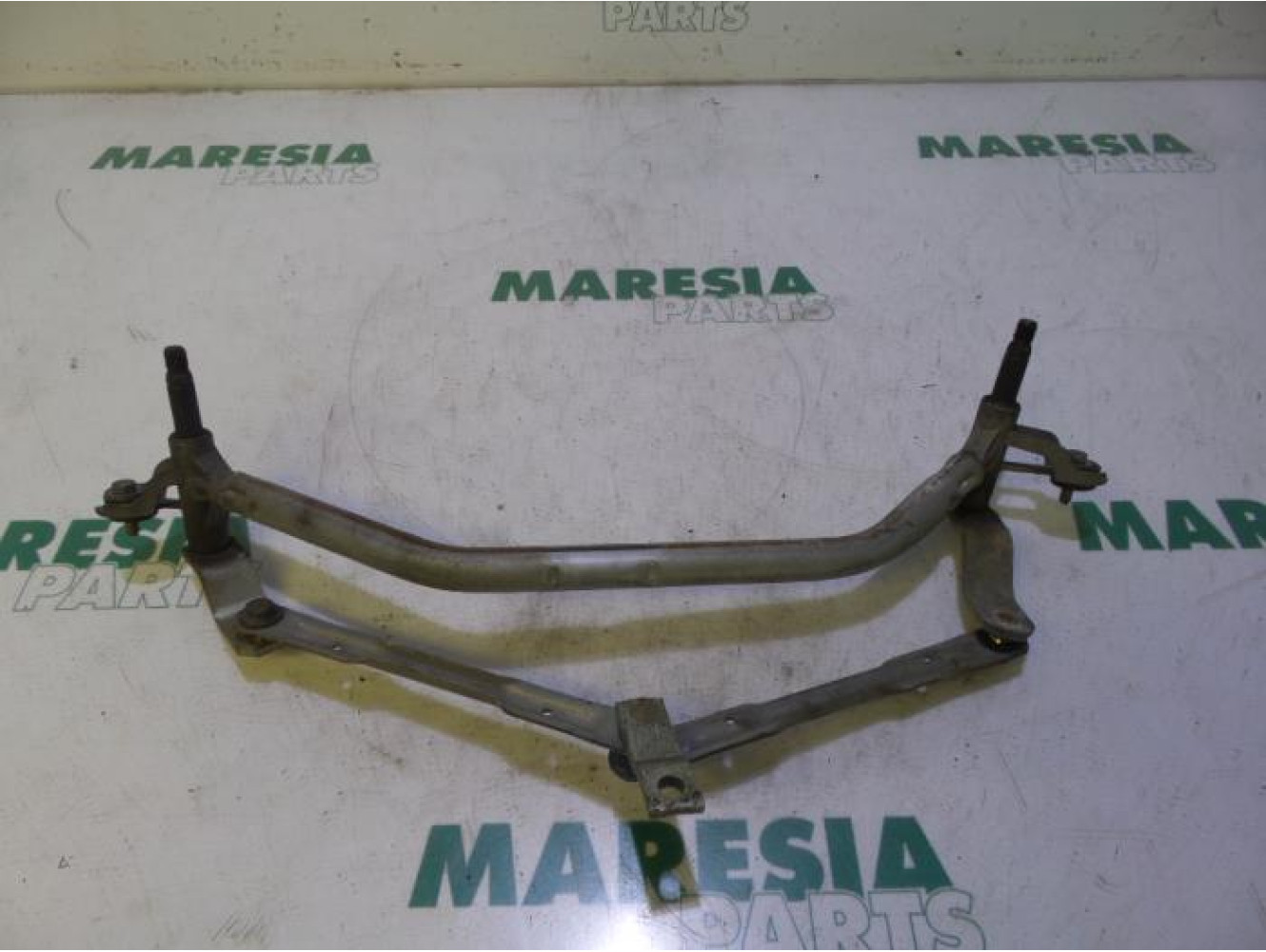 Peugeot - 207 - Wiper mechanism
