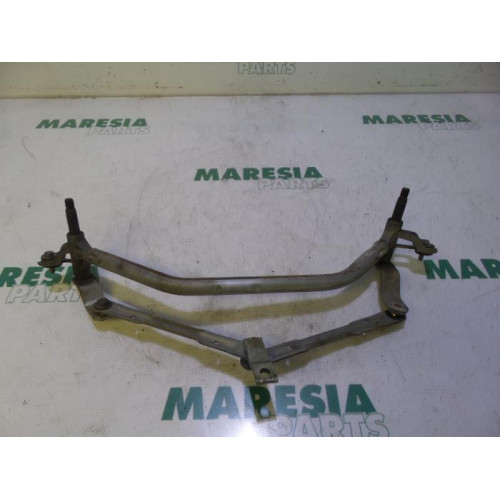 Peugeot - 207 - Wiper mechanism